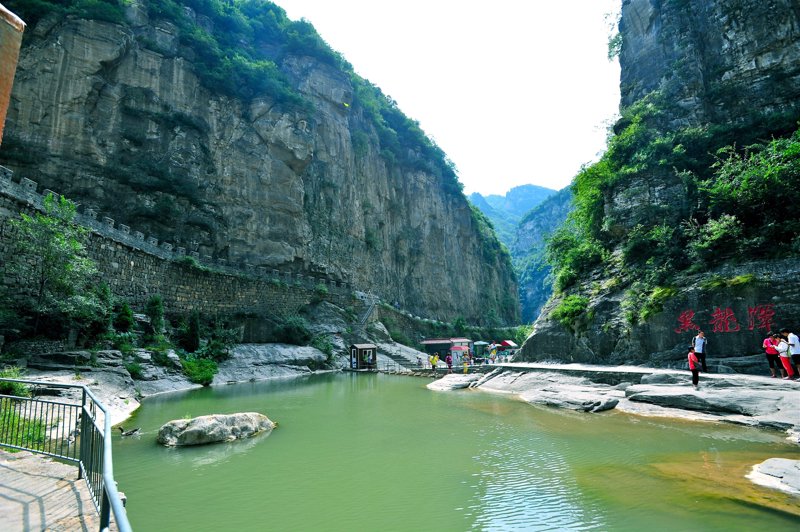 五台山旅游:佛光下的圣地之旅